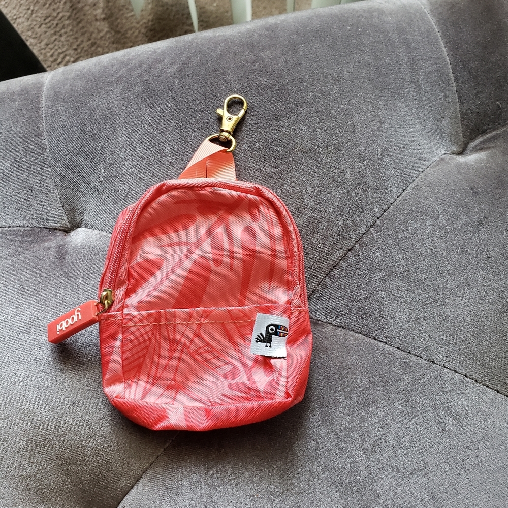 YOOBI backpack keychain mini but mighty attach to your bag IDs cards money